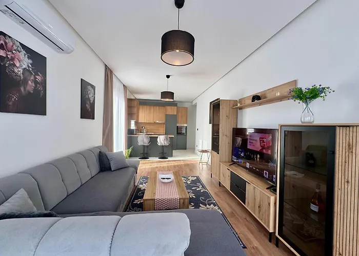 Aphelios Apartments